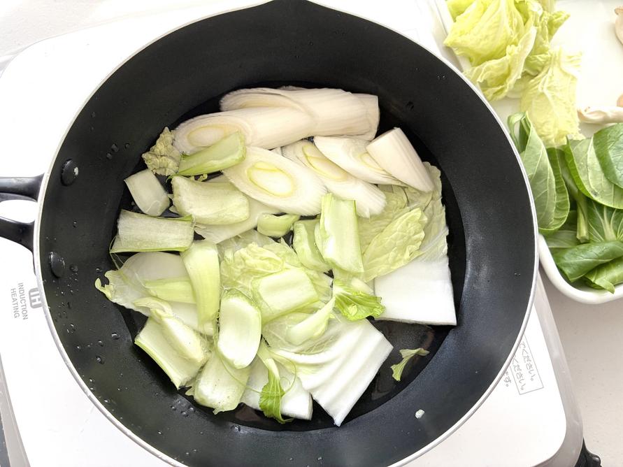 業務スーパー「麻辣藤椒香醤」、「東北大拉皮」