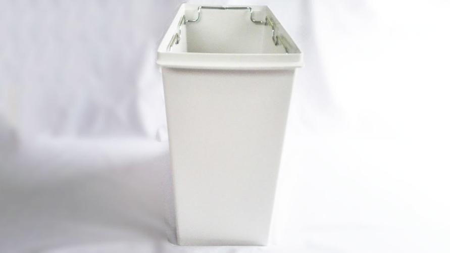 無印良品のポリプロピレンフタが選べるダストボックスのイメージ